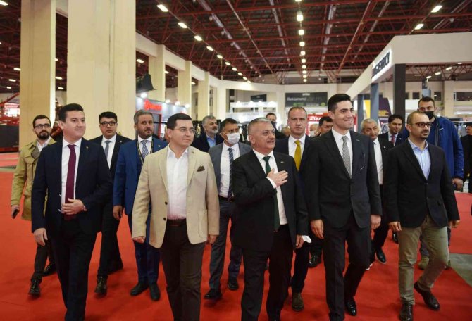 Başkan Tütüncü: “Antalya Dünyayı Kıskandıran Destinasyona Sahip”