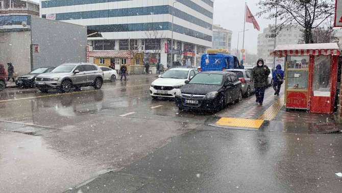 Gebze’de Kar Yağışı
