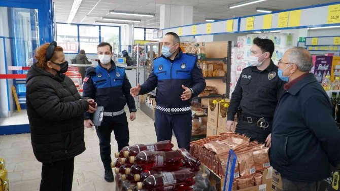 Gölcük’te Fahiş Fiyat Ve Stokçuluğa Yönelik Denetimler Yapıldı