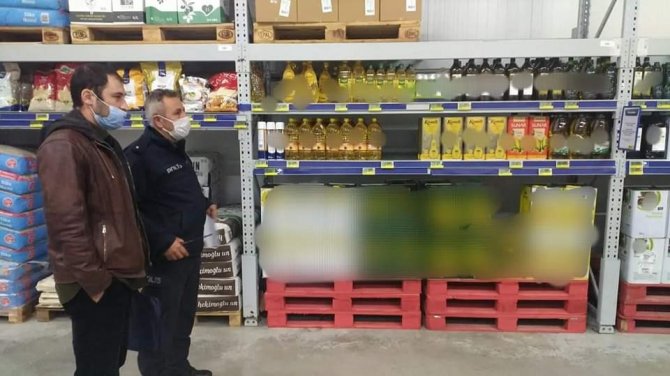 Kuşadası’nda Marketler Stokçuluğa Karşı Denetlendi