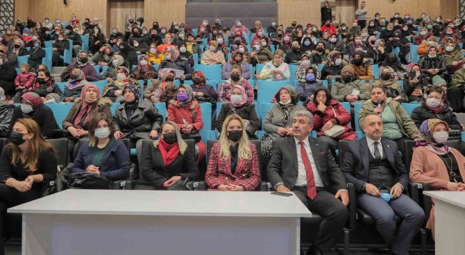 Girişimci Kadınlar Bilgilendirildi