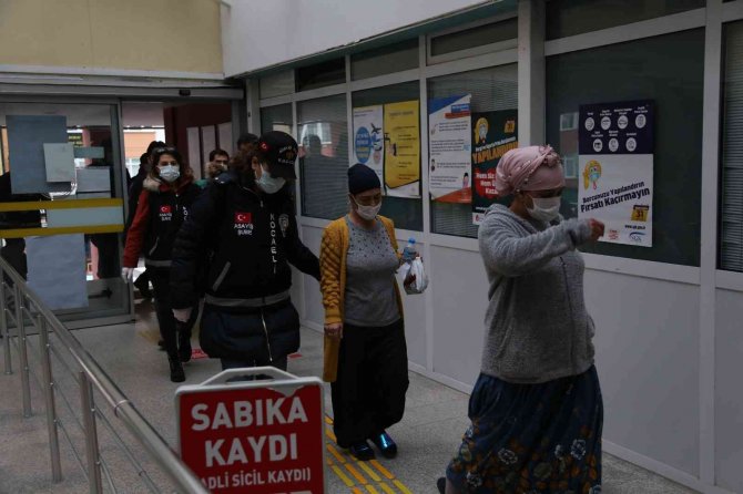 Komşularını Öldüren 5 Kişilik Aileye 12 Yıl 6 Ay Hapis