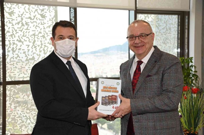 Başkan Ergün Misafirlerini Ağırladı