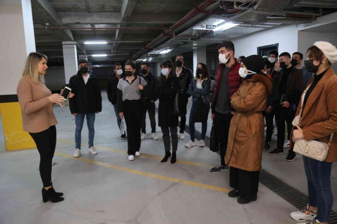 Mimarlık Fakültesi Öğrencileri, İ̇mar Kanunu Dersini Mezitli Belediyesinde İşledi