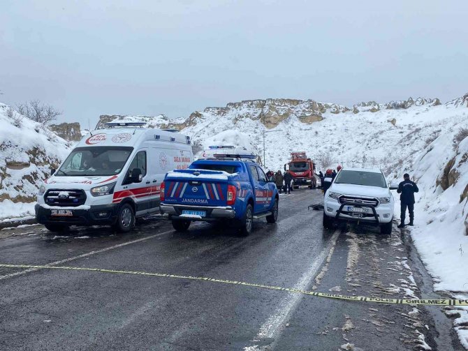 Nevşehir’de Kamyon Tırla Çarpıştı: 1 Ölü