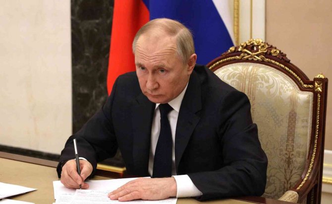 Putin: “Rusya’ya Yaptırımlar Zaten Uygulanacaktı”