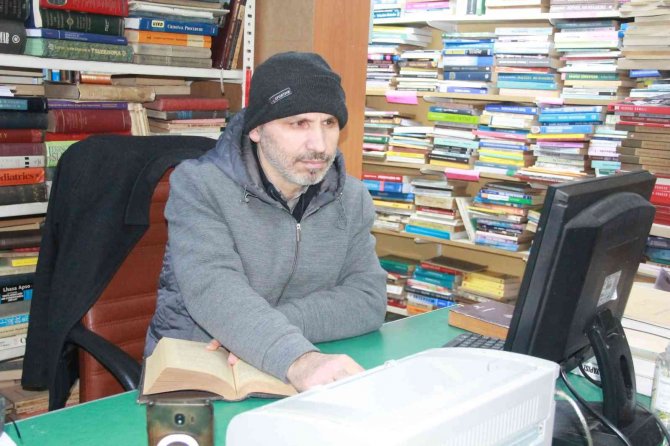 Sahaflık, İkinci El Kitapçılık İle Karıştırılıyor