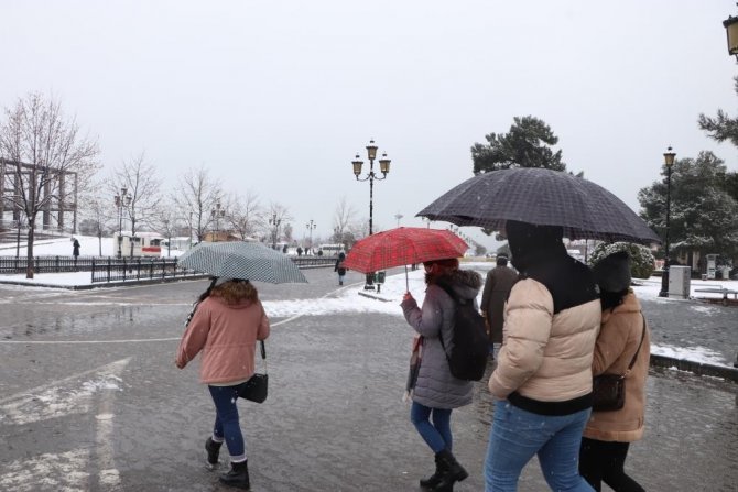 Samsun’da Eğitime Kar Engeli