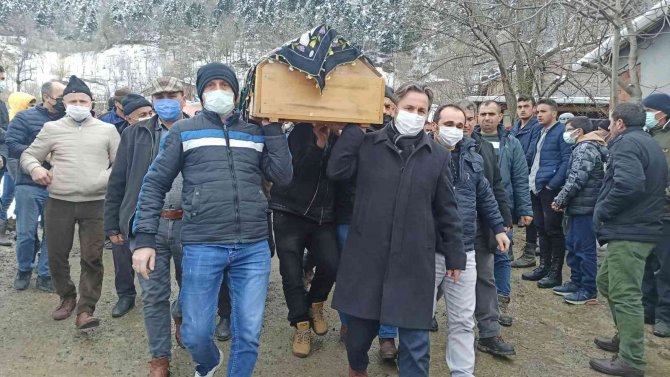 Kazada Hayatını Kaybeden Liseli Sibel’e Gözyaşları İçinde Veda