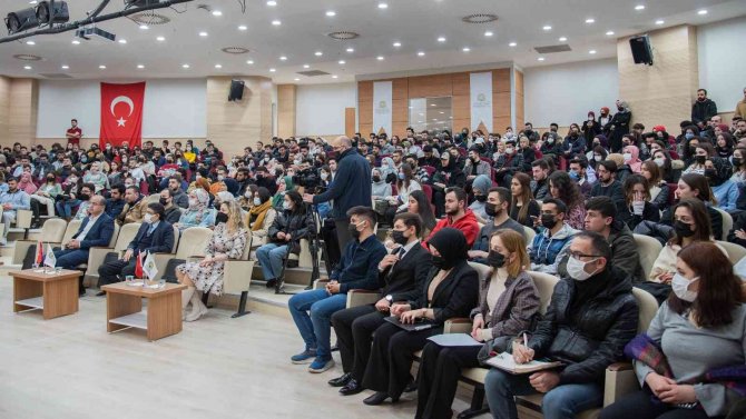 Rektör Aksoy: “Selçuk Üniversitesinde Öğrenci Olmak Ayrıcalıktır”