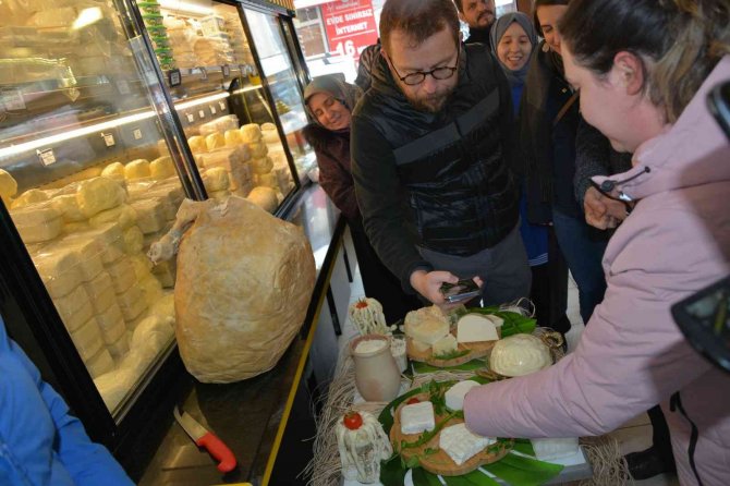 Sındırgı’nın Yöresel Lezzetleri Balıkesir Gastronomi Atlasında Yer Alacak