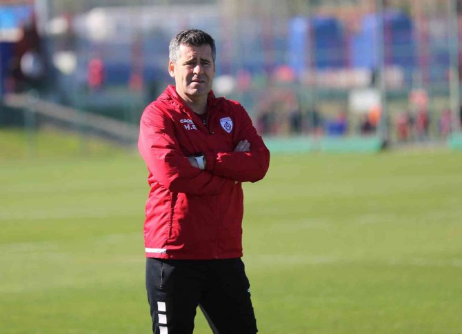 Hüseyin Eroğlu: “Ümraniyespor Maçından Üç Puanla Ayrılmak İstiyoruz”