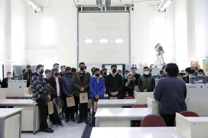 Subü, Lise Öğrencilerini Ağırladı