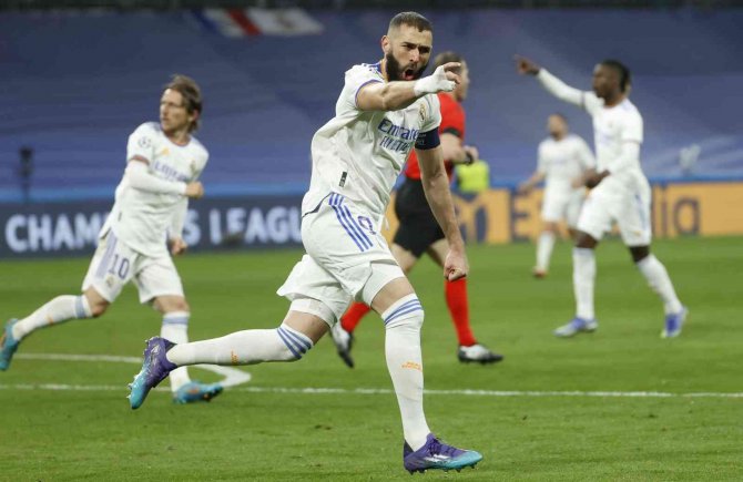 Benzema Hat-trick Yaptı, Real Madrid Tur Biletini Kaptı