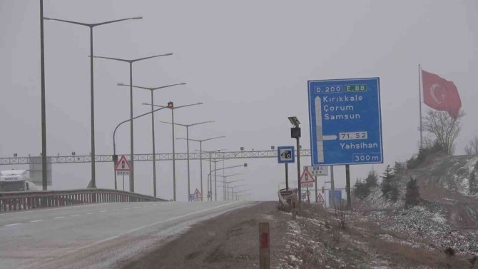 43 İlin Geçiş Güzergahında Kar Yağışı Başladı
