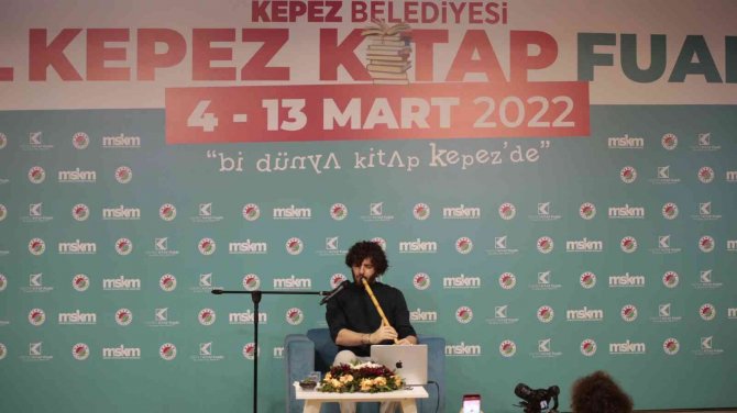 Kepez Kitap Fuarı’nda, Ney Sesi İle Bütünleşen Söyleşi