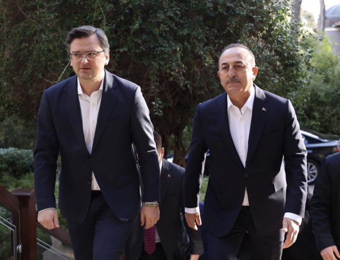 Antalya’da Üçlü Dışişleri Bakanları Toplantısı Başladı