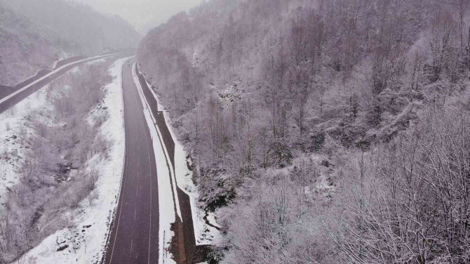 Zonguldak’ta Kar Etkili Oldu