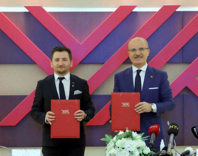 Harita Ve Geomatik Mühendisliği Programlarını Seçenlere Aylık 3 Bin 500 Lira Burs