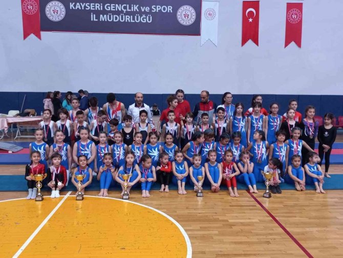 Okul Sporları Artistik Cimnastik İ̇l Birinciliği Tamamlandı