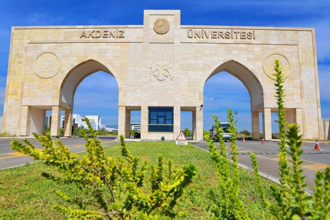 Akdeniz Üniversitesi Çevre Hizmet Ödülleri Açıklandı