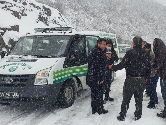 Hastanın İmdadına Çarşamba Belediyesi Yetişti