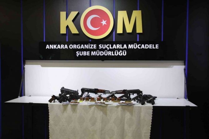 Silah Kaçakçılarına Ve Tefecilere ‘Bulut’ Operasyonu: 17 Gözaltı