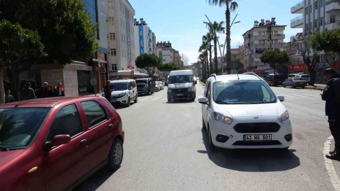 Yaya Geçidini Kullanan Çocuk Hastanelik Oldu