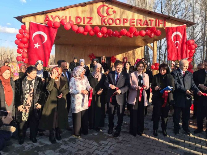Ayyıldız Kadın Kooperatifinin Açılışı Yapıldı
