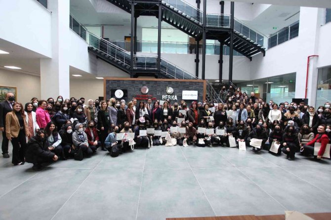 22 Girişimci Kadın, Kız Öğrencilerine Rehberlik Yapacak