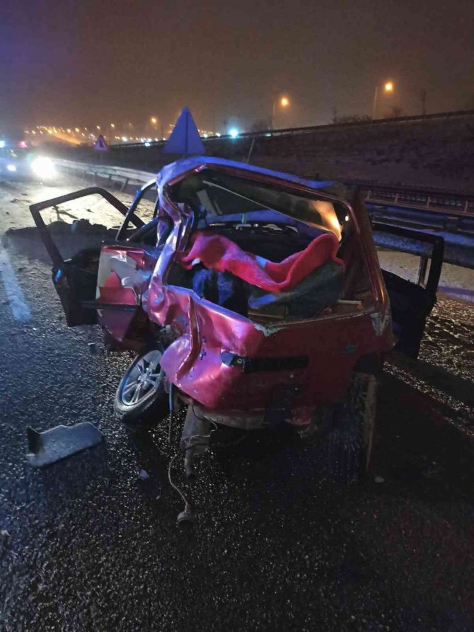 Bilecik’te Otobüs İle Otomobil Çarpıştı: 1 Ölü, 1 Yaralı