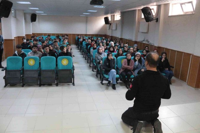 Lise Öğrencilerine ‘Afet Ve Farkındalık’ Eğitimi