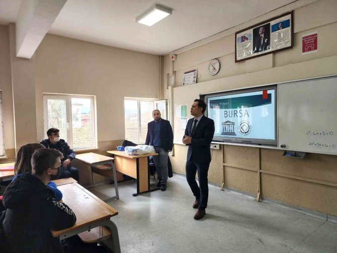 Yaşayan Geçmişi İle Bursa Okullarda