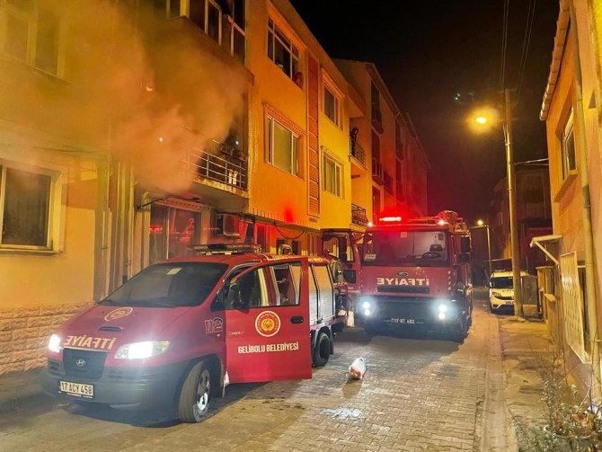 Gelibolu’da Korkutan Ev Yangını