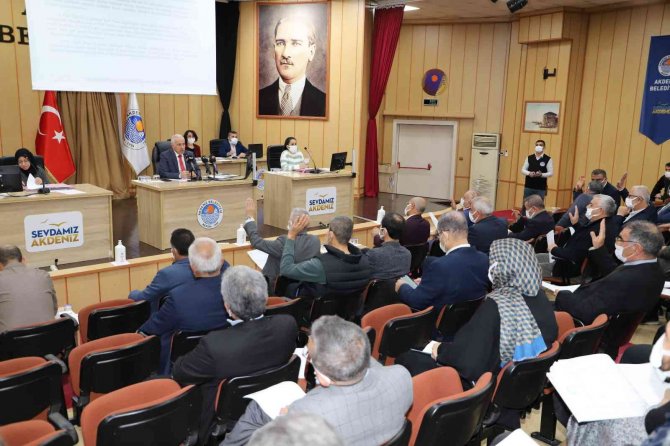 Akdeniz Belediyesinden Çiftçilere Gübre Yardımı