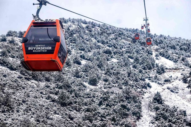 Denizli Teleferik Ve Bağbaşı Yaylası Beyaza Büründü