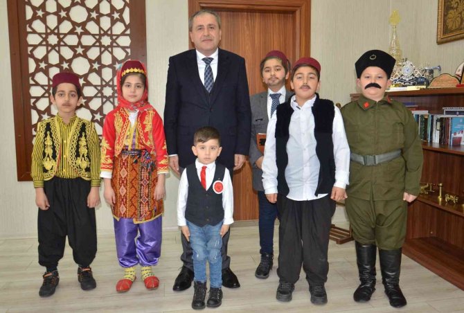 Elbistan’da "Mehmet Akif Aramızda" Projesi Hayata Geçirildi