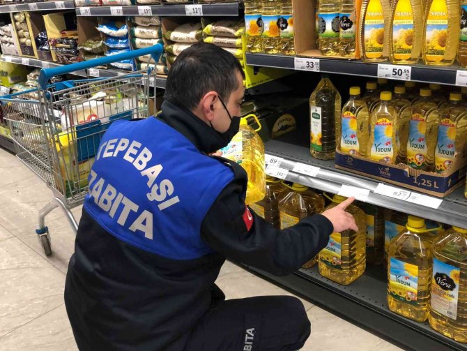 Eskişehir’de Zabıtadan Market Denetimleri