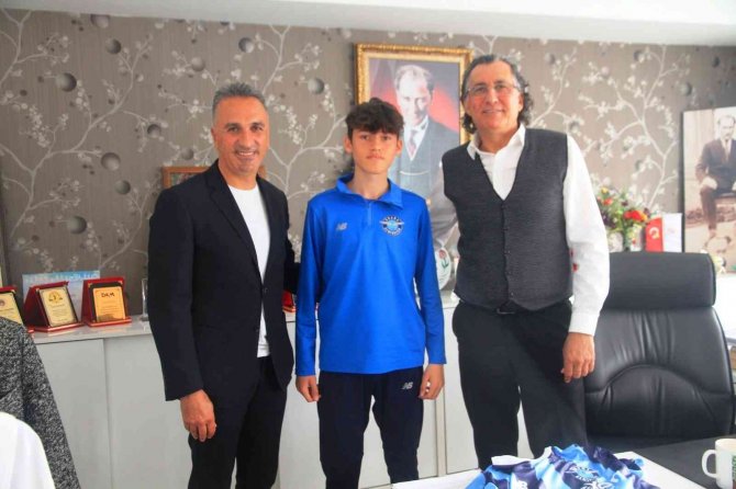 Kürşat Adana Demirspor’da