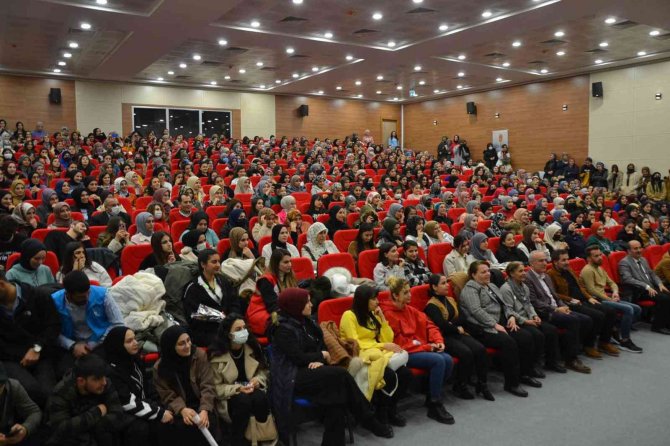 Yurtlarda Kalan Gençler İçin Moral Gecesi