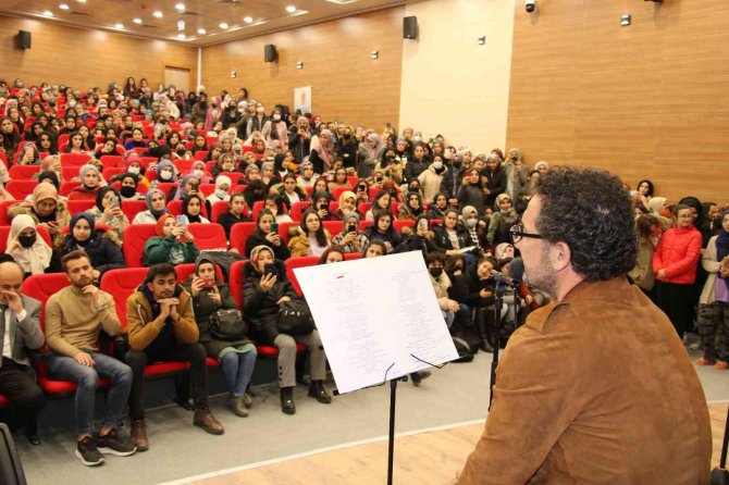 Yurtlarda Kalan Gençler İçin Moral Gecesi