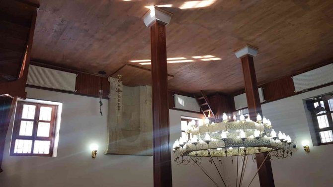 Restorasyon Çalışmalarının Ardından Tarihi Cami Yeniden İbadete Açılıyor