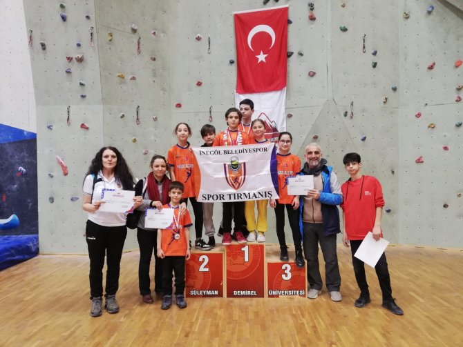 İ̇negöl Belediyespor Spor Tırmanış Takımı Kürsüleri Fethetti