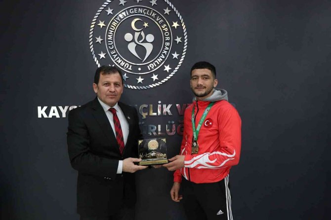 Avrupa Şampiyonlarından Ali İ̇hsan Kabakcı’ya Ziyaret