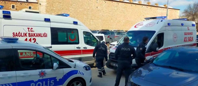 İ̇yi̇ Partide Yumruk Yumruğa Kavga, İl Yönetimi Merkez İlçe Başkanını Darp Etti
