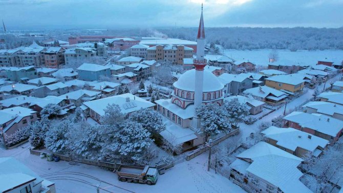Kocaeli Beyaza Büründü