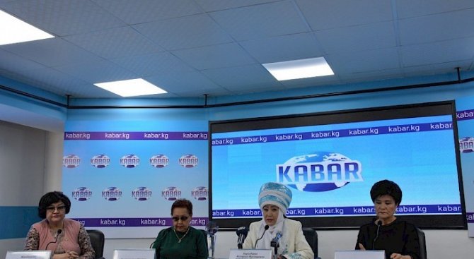 Kırgızistan’da Erdoğan’a “Yılın Adamı” Ödülü