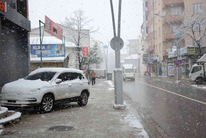 Kocaeli’de Kar Yağışı Etkili Oluyor