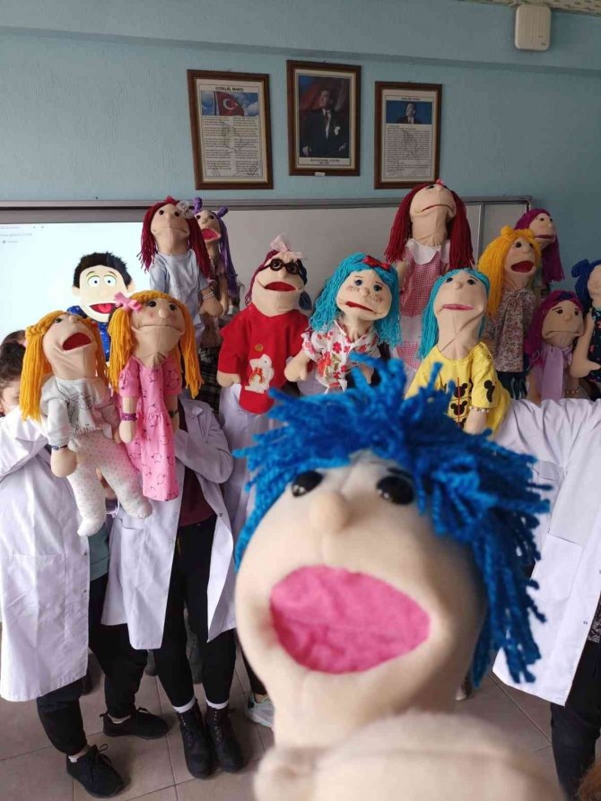 Köyceğiz’de Kukla Tasarımı Eğitimleri Devam Ediyor
