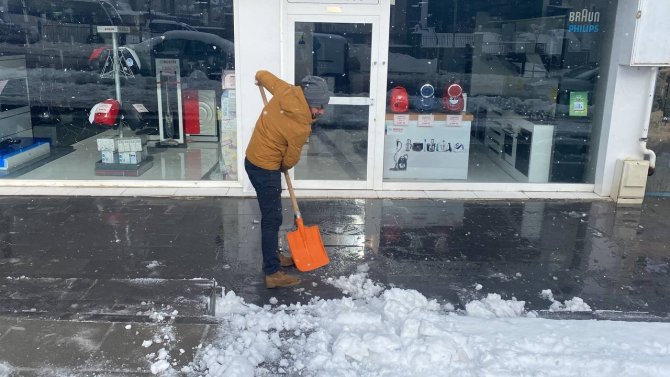 Muş’ta 154 Köy Yolu Ulaşıma Kapandı